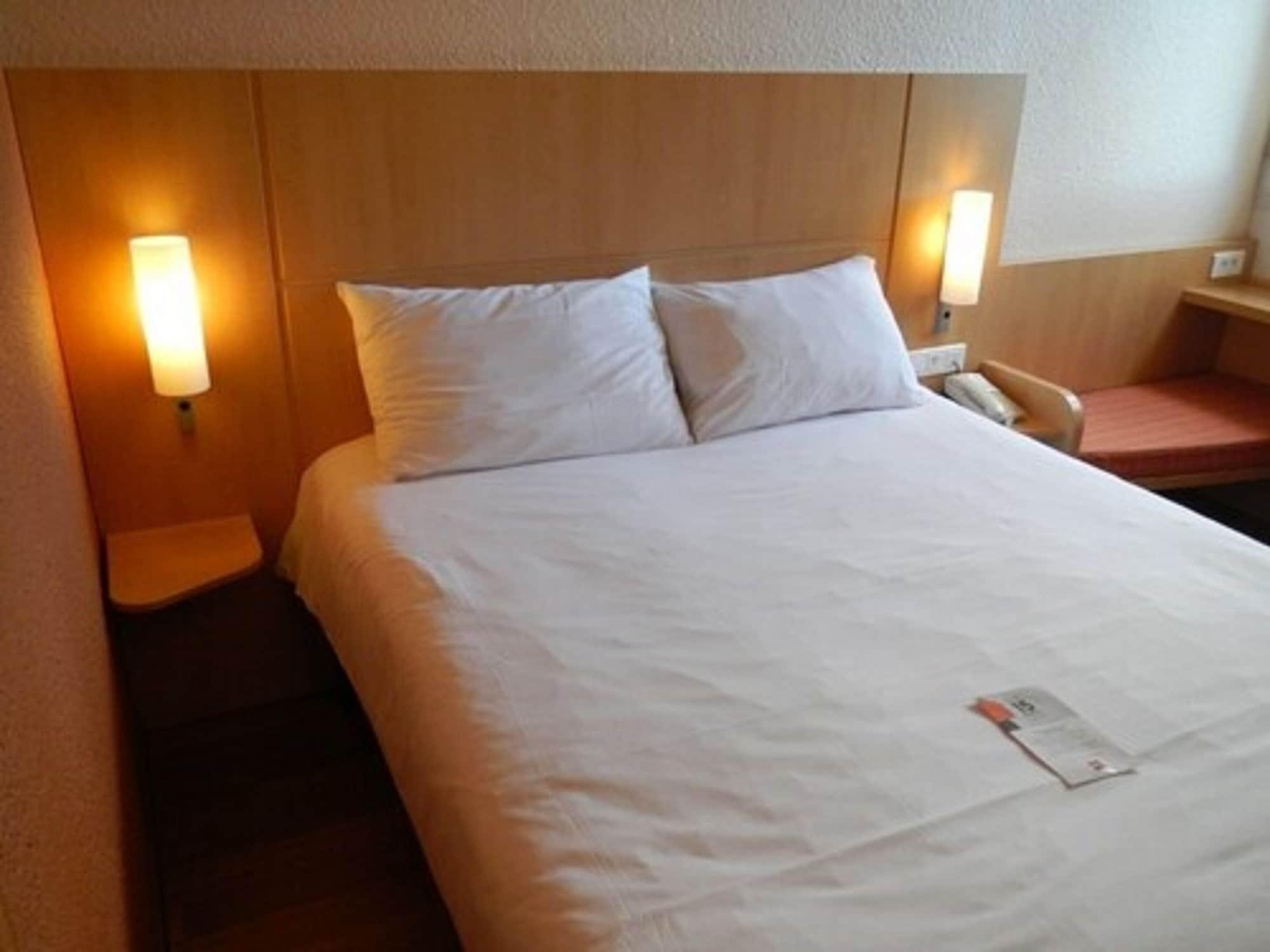 Ibis Poitiers Beaulieu Hotel Exterior photo